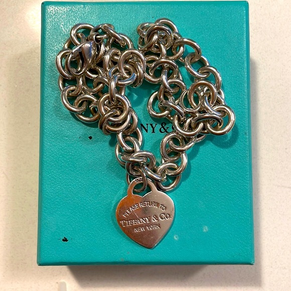 Return to Tiffany heart necklace - Picture 1 of 4